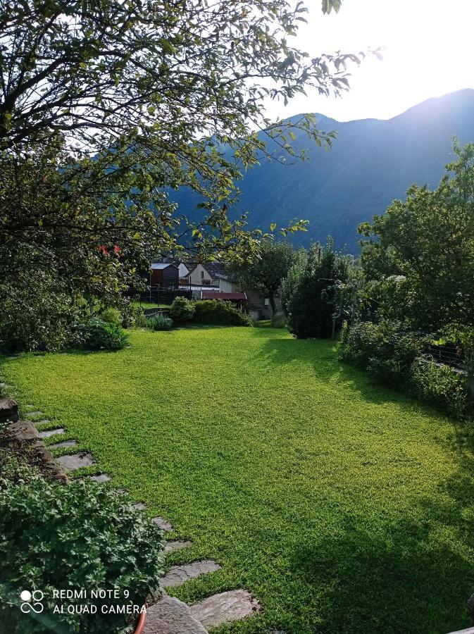 Apartamento Il Giardino Segreto Beura Exterior foto