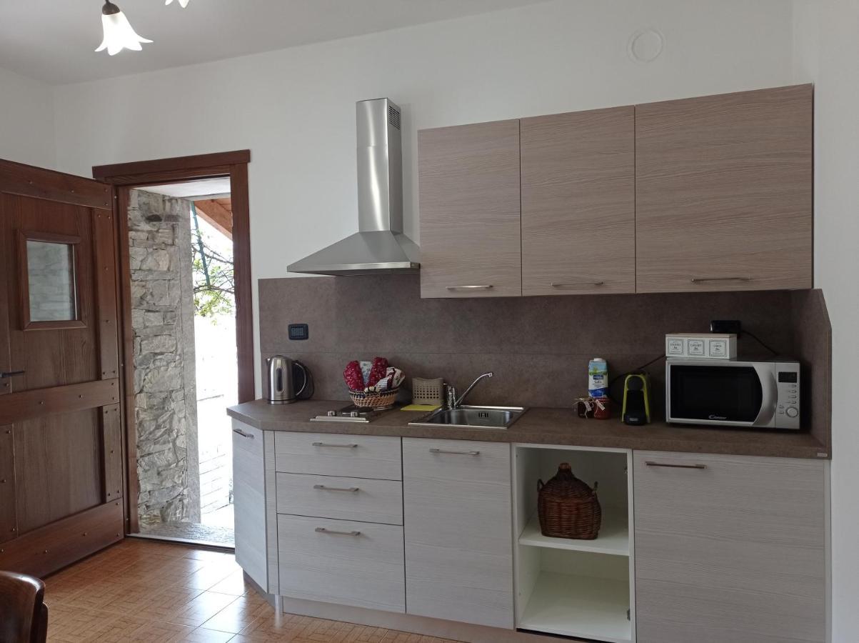 Apartamento Il Giardino Segreto Beura Exterior foto